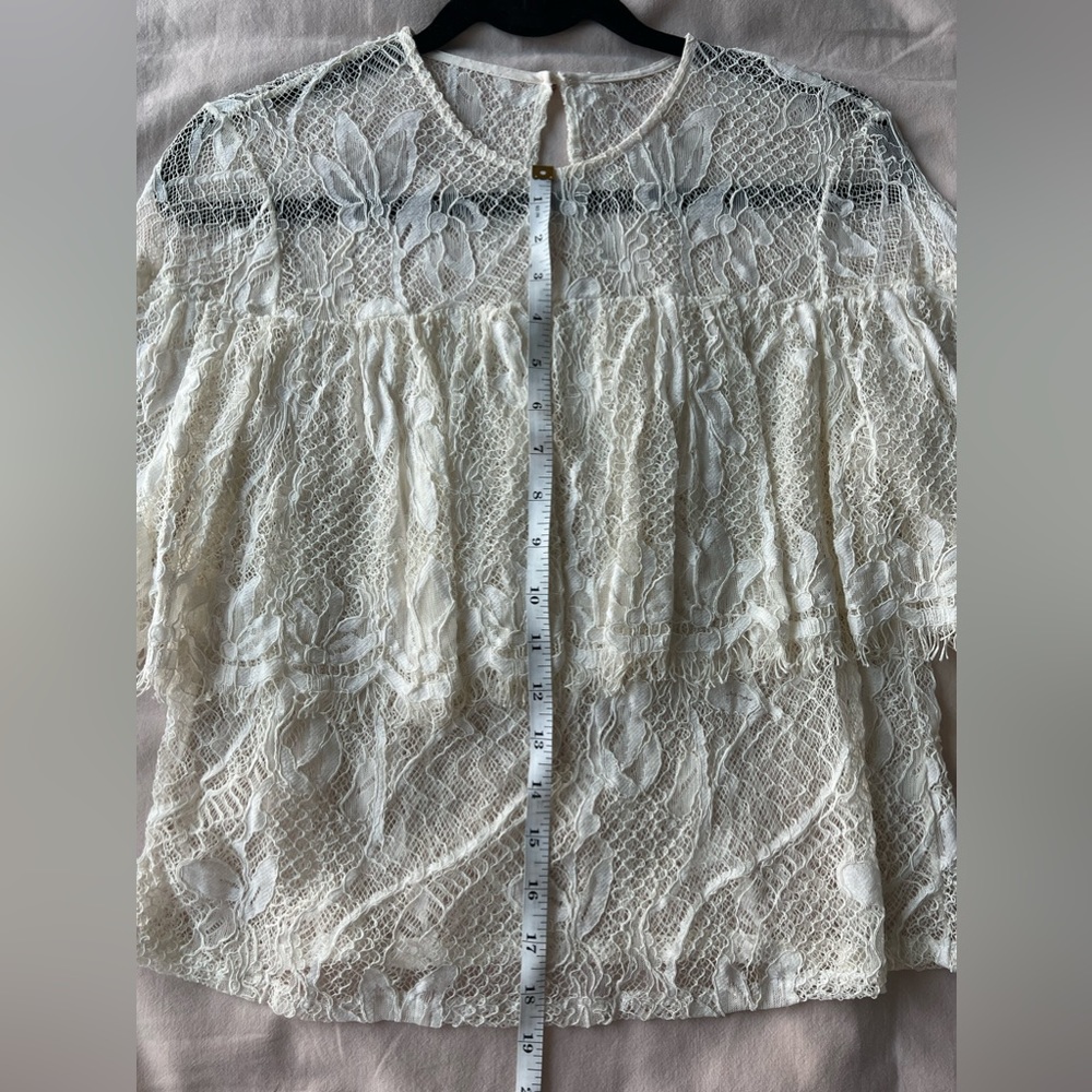 Lacy Ruffled Top - Picture 4 of 4